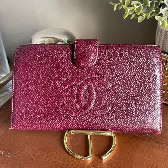CHANEL Handbags - Chanel Raspberry Caviar long bifold wallet with front snap